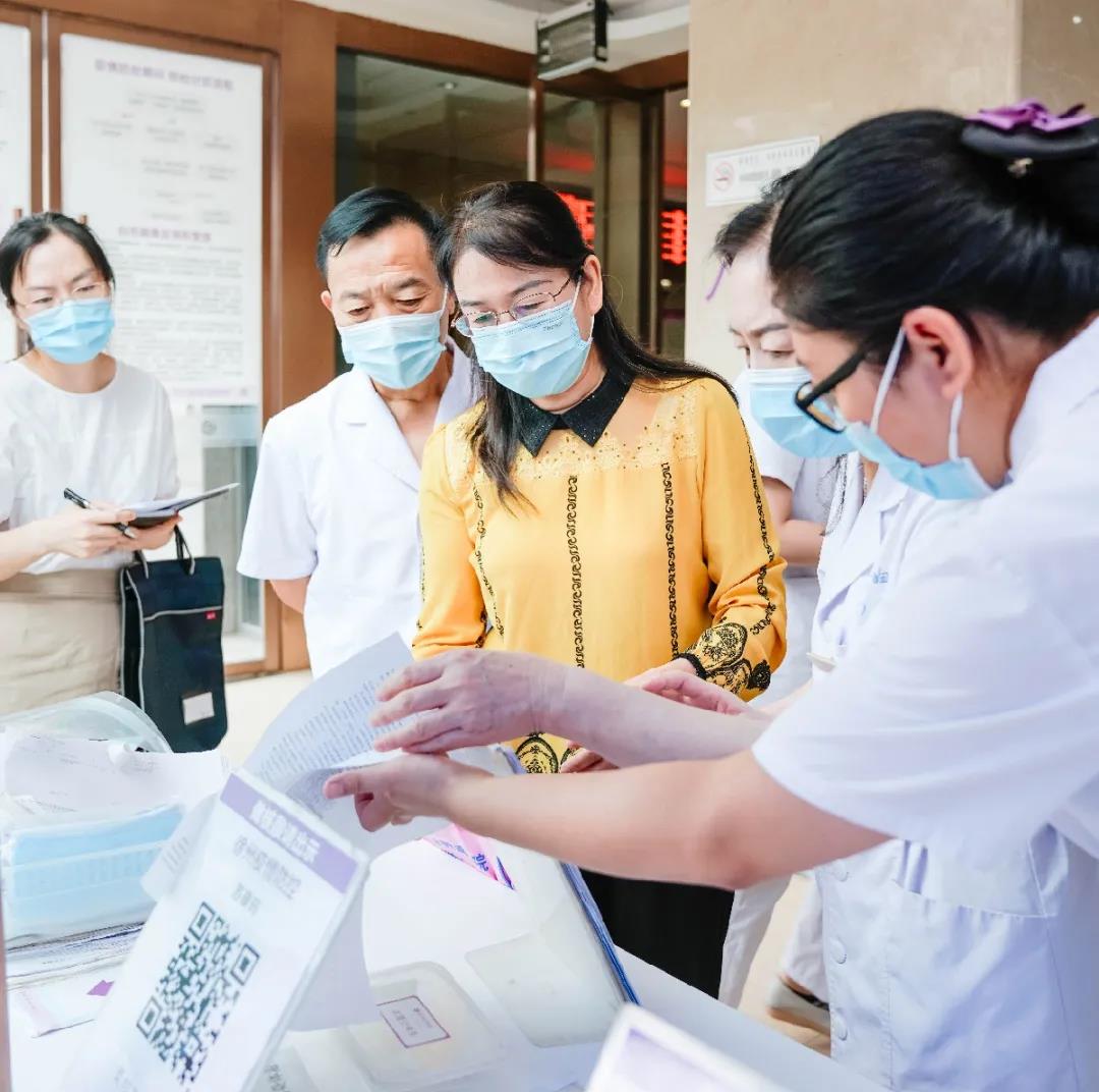 儿科专家每日直播坐诊 | 疫情期间，足不出户也