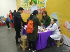 他们的身影无处不在，博爱与奉献是他们最亮丽